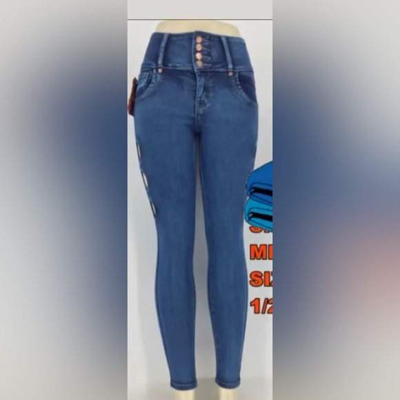 PEEK-A-BOO stretch jeans - Picture 3 of 3